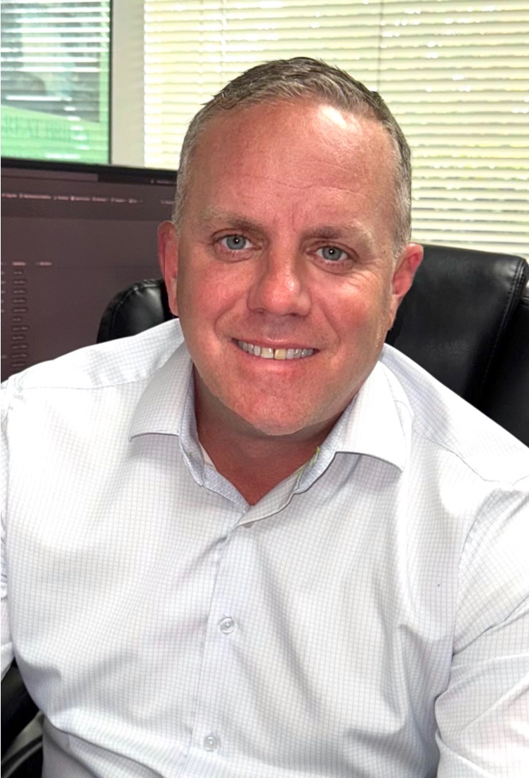 Ben Kelly Profile pic2 copy Employee Profiles